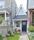 Among its other advantages, the house at 128 Day Avenue has little exterior siding to maintain. Its north wall is flashed directly to the adjoining residence, while an 18-inch passageway on the neighbor's land provides access to the south wall.
