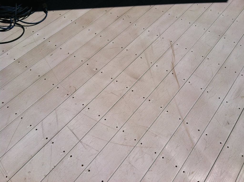 Located in Ohio, this WPC deck had a weathered but structurally sound surface.