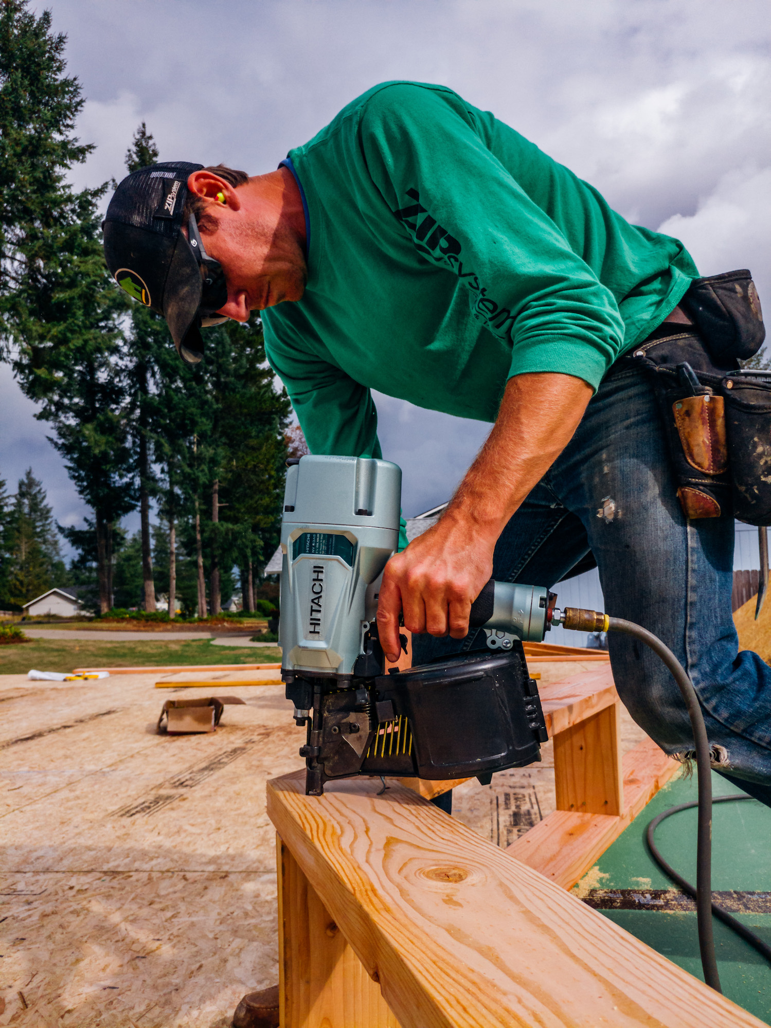 coil nail gun