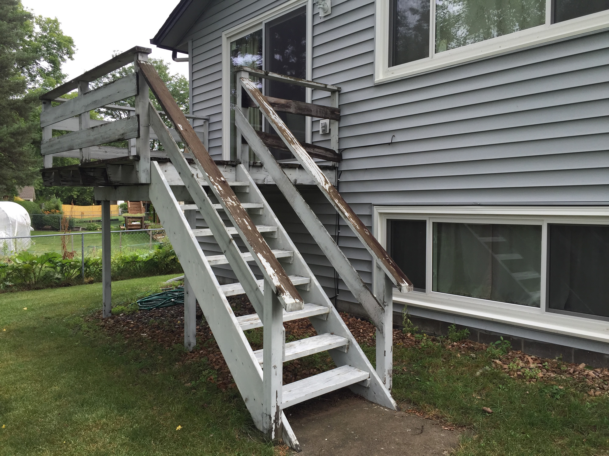 4 Warning Signs of an Unsafe Deck
