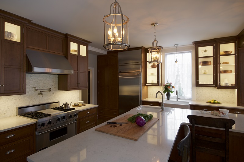 Kitchen Remodel Combines Best of Both Worlds