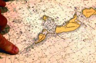 Sow and Pigs Reef southwest of Cuttyhunk Island has been a notorious graveyard for ships. In the 1940s, a boat laden with exotic hardwood wrecked on the reef. Among its cargo were ebony logs.