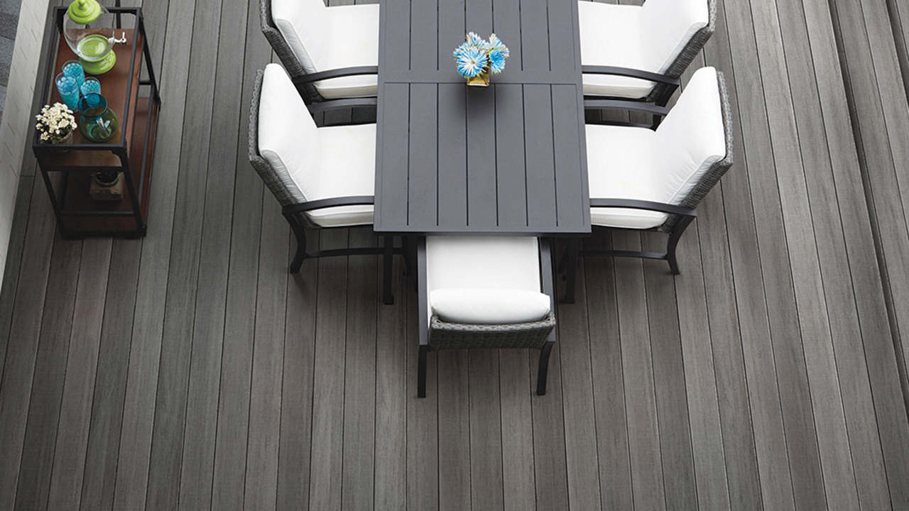 Low-Maintenance Capped Composite Decking