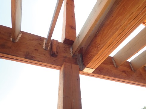 Discontinuous posts do not adequately resist uplift and lateral forces on a multilevel deck.