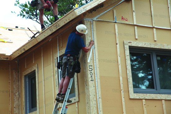 Siga Wigluv tape air-seals the wall-panel intersections.