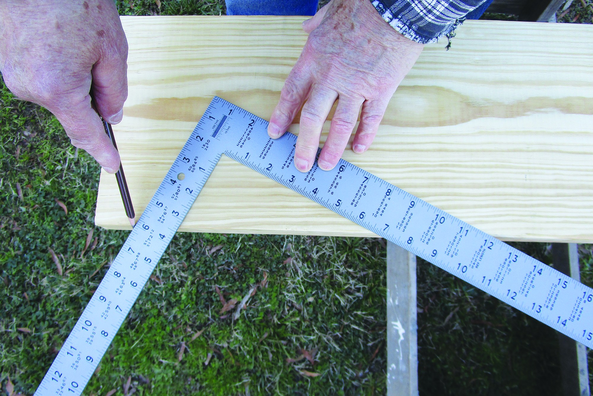 Framing Square Basics: Rafter Layout