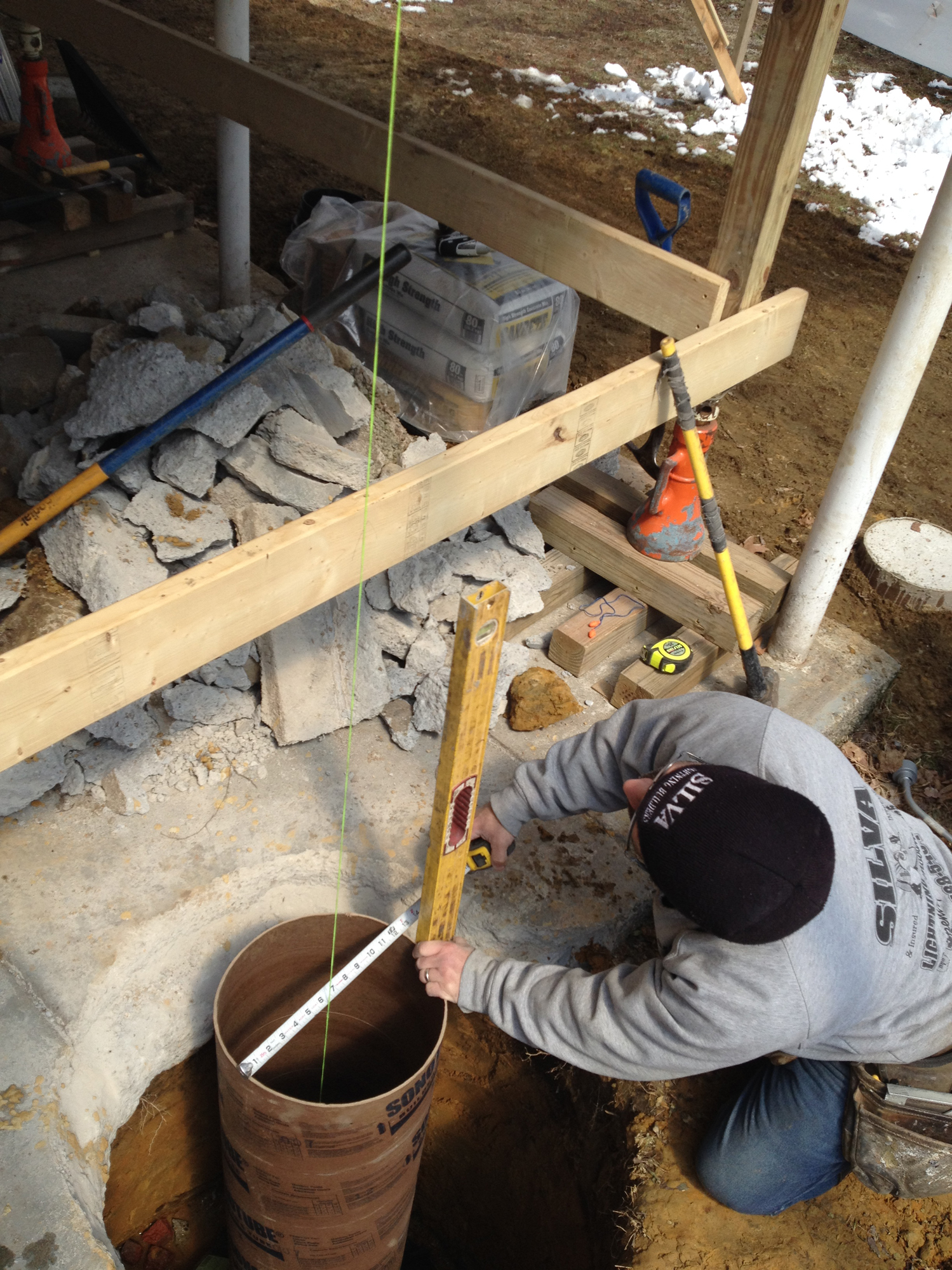 Wide Base Footings for a Wet Site