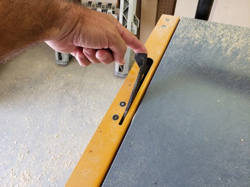 This lever was impeded when the unit racked, but otherwise worked well.