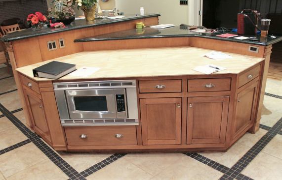 After the finishing work was complete, I made a countertop template out of 1/2-inch plywood.