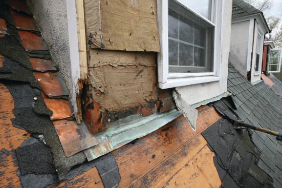 What is Apron Flashing: Essential Guide for Homeowners 2 What is Apron Flashing: Essential Guide for Homeowners