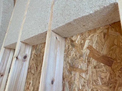 TimberBatts in a standard-size cavity yield a confident friction fit.