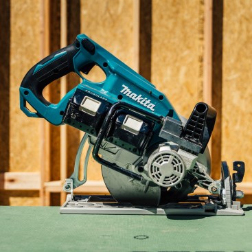 Small, brushless, and powerful. Dual 18V batteries sit just behind the motor; a built-in gauge shows their charge level. Despite its size, the motor yields plenty of power to compete with worm drives. An over-sized rafter hook tucks out of the way when not in use. 