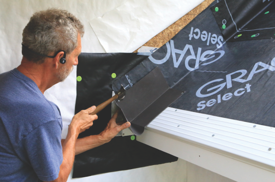 Kickouts done right. Mike Guertin demonstrates how to install a kickout flashing at JLC Live better than anyone in the industry. It's a tough job to do well in a replacement scenario, and there's almost no way you can pull it off without removing some siding.