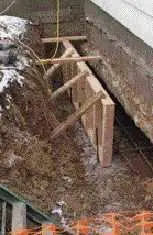 Built with 2x4s and 3/4-inch plywood, the underpinning form was braced with stakes and form pins.