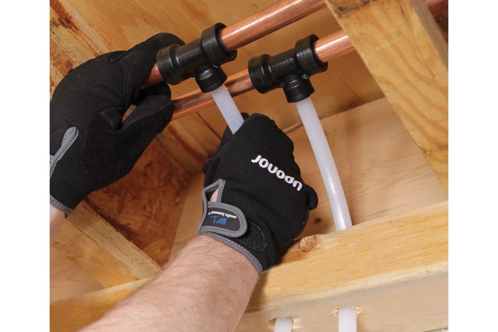 Uponor TotalFit push-to-connect pipe fitting