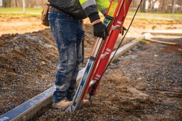 Werner PK100 LevelSafe Pro Automatic Ladder Leveler